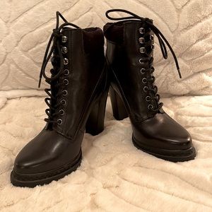 BCBG LACE UP HEEL BOOT